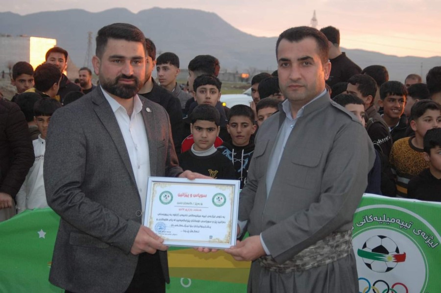 بەشداریکردن لە ڤیستیڤاڵی زەنوێران